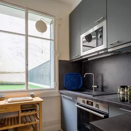 F2 En Rez De Chaussee Apartment *