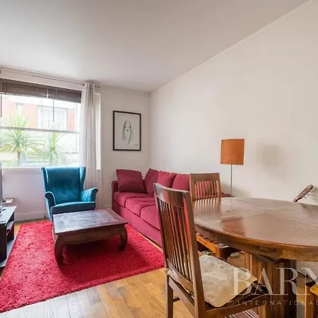 F2 En Rez De Chaussee Apartment Neuilly-sur-Seine